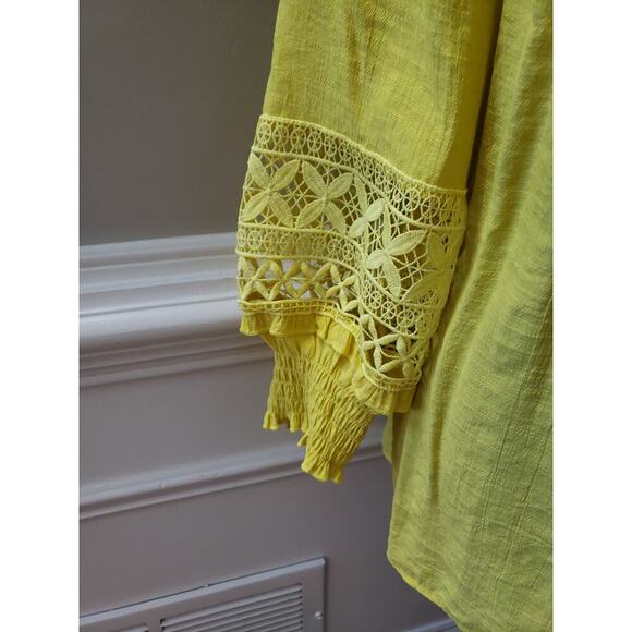 Women's Unique Spectrum 1X Yellow Boho Peasant Blouse Crochet Sleeve Top - Picture 5 of 15
